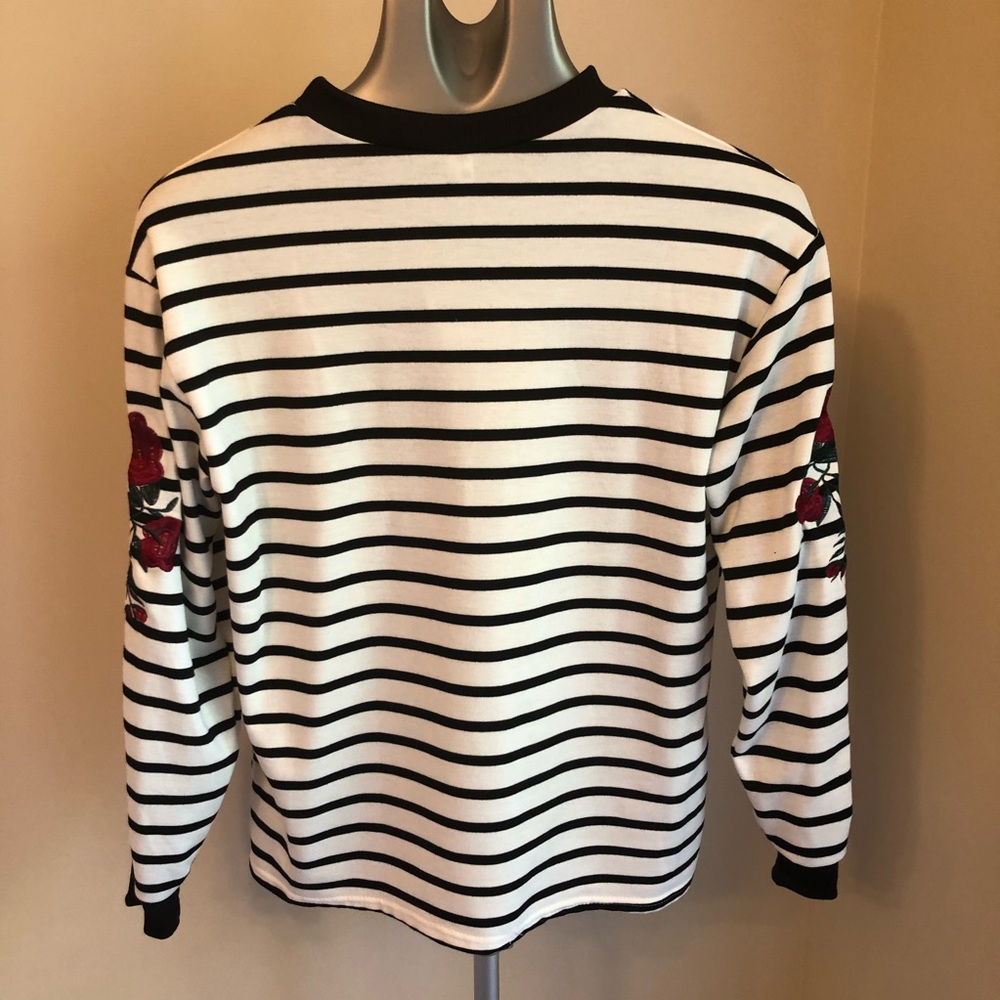 Embroidered Striped Top - Picture 5 of 6